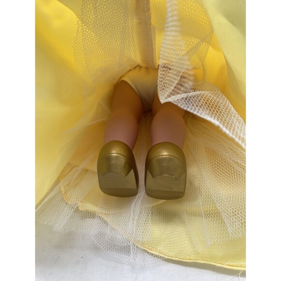 Disney CLASSIC BELLE IN YELLOW GOWN Precious Moments Doll Beauty & The Beast - Picture 13 of 16